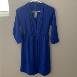 Blue quarter sleeve dress.